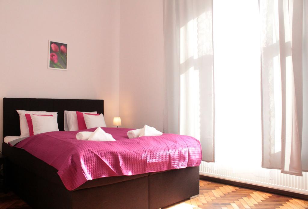 Spot Apartament *